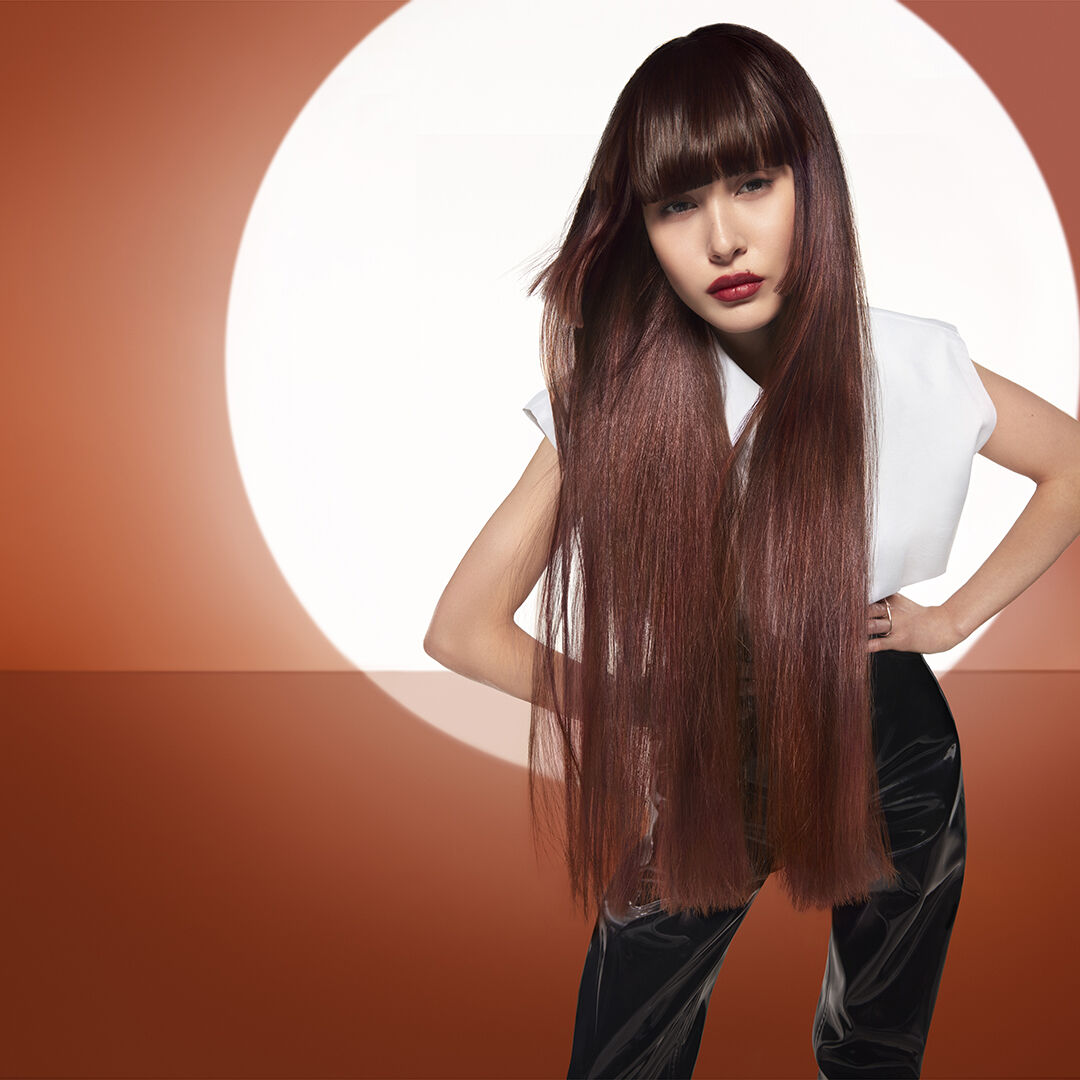Comment Appliquer Une Patine Dialight Dialight Acidic Gloss Color, coloration ton sur ton L'Oréal Professionnel