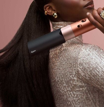 Découvrez les outils Dyson en édition limitée pour les fêtes.