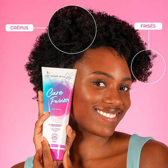 Rituel pour cheveux multi-textur&eacute;s fris&eacute;s cr&eacute;pus