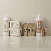R&eacute;v&eacute;lateur Premium Blondme 20 volumes / 6% 60 ml
