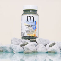 Compl&eacute;ment alimentaire complexe spiruline cheveux secs cure 3 mois