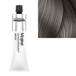 Coloration cr&egrave;me de beaut&eacute; Majirel 8.11 blond clair cendr&eacute; profond