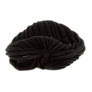 Turban pliss&eacute;