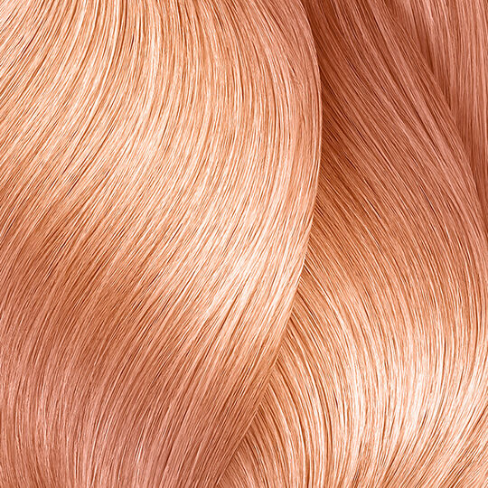 Coloration ton sur ton Dialight 10.24 milkshake iris&eacute; cuivr&eacute;