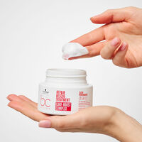 Masque pour cheveux ab&icirc;m&eacute;s BC Repair Rescue 500ml