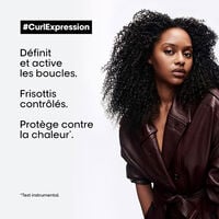 Crème en gelée de définition pour cheveux bouclés Curl Expression