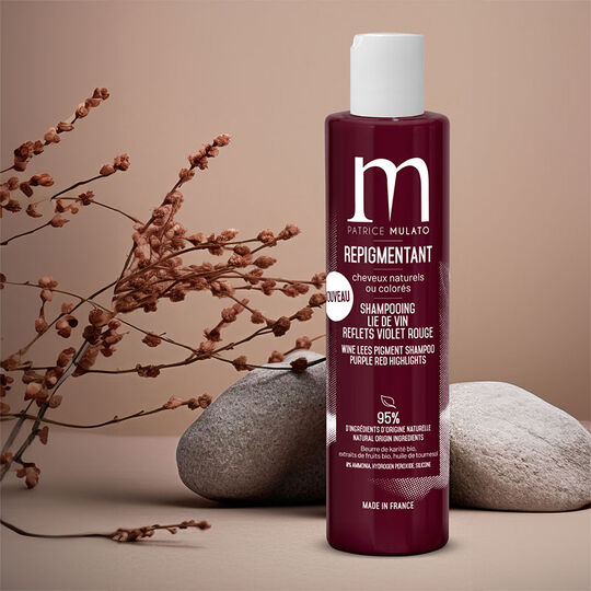 Shampooing repigmentant cheveux naturels ou color&eacute;s lie de vin
