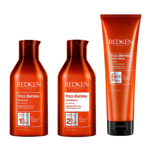 Le rituel Frizz Dismiss pour cheveux rebelles et indisciplin&eacute;s