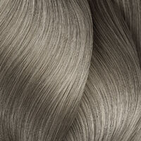 Coloration ton sur ton Dialight 9.18 milkshake blond très clair cendré moka