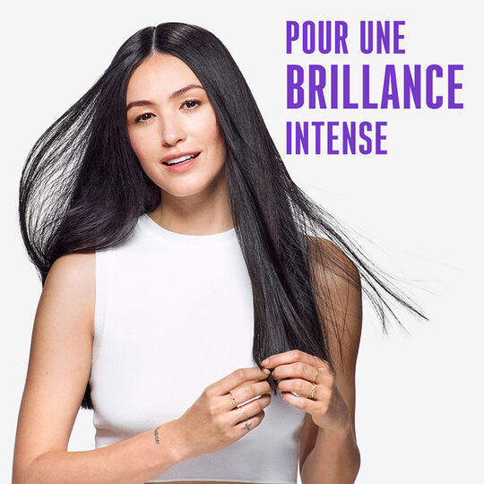 Baume lissant pour cheveux indisciplin&eacute;s BC Frizz Away