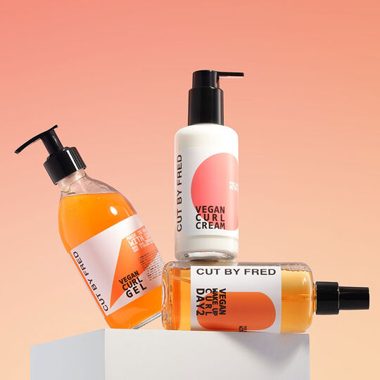 Trousse d&eacute;couverte routine cheveux boucl&eacute;s Curl Me Up