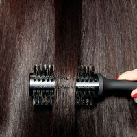 Brosse ronde en poils naturels 28mm