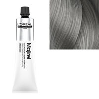Coloration cr&egrave;me de beaut&eacute; Majirel 8.1 blond clair cendr&eacute;