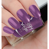 Vernis à ongles purple