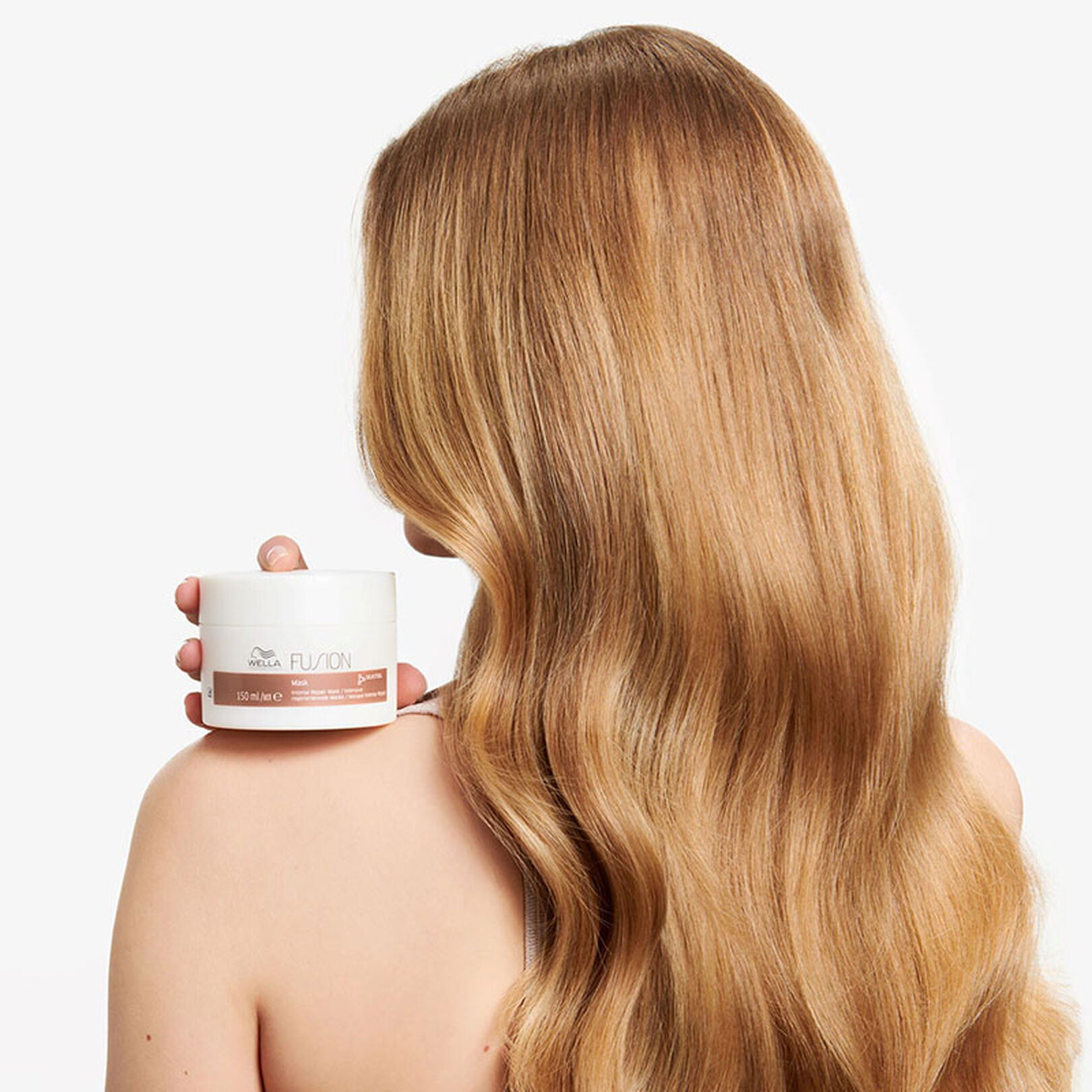 Wella Professionals Fusion Masque Réparation Intense 500ml Wella Professionals Fusion Masque Réparation Intense 500ml