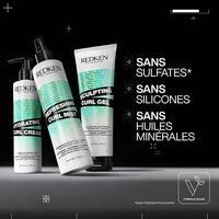 Cr&egrave;me d&eacute;finition des boucles et hydratation Curl Stylers