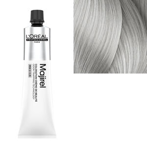 Coloration cr&egrave;me de beaut&eacute; Majirel 10.1 blond tr&egrave;s tr&egrave;s clair cendr&eacute;