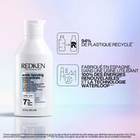 Shampooing r&eacute;parateur pour cheveux ab&icirc;m&eacute;s Acidic Bonding Concentrate 300 ml