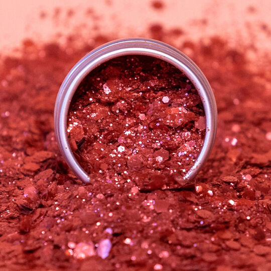 Paillettes grav&eacute; dans la brique