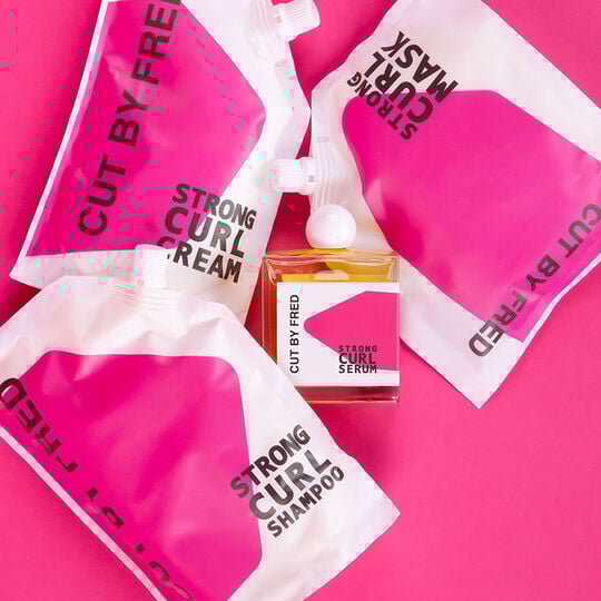 Crème de définition cheveux très bouclés frisés Strong Curl Cream