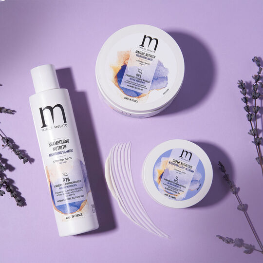 Cr&egrave;me nutritive sans rin&ccedil;age pour cheveux secs